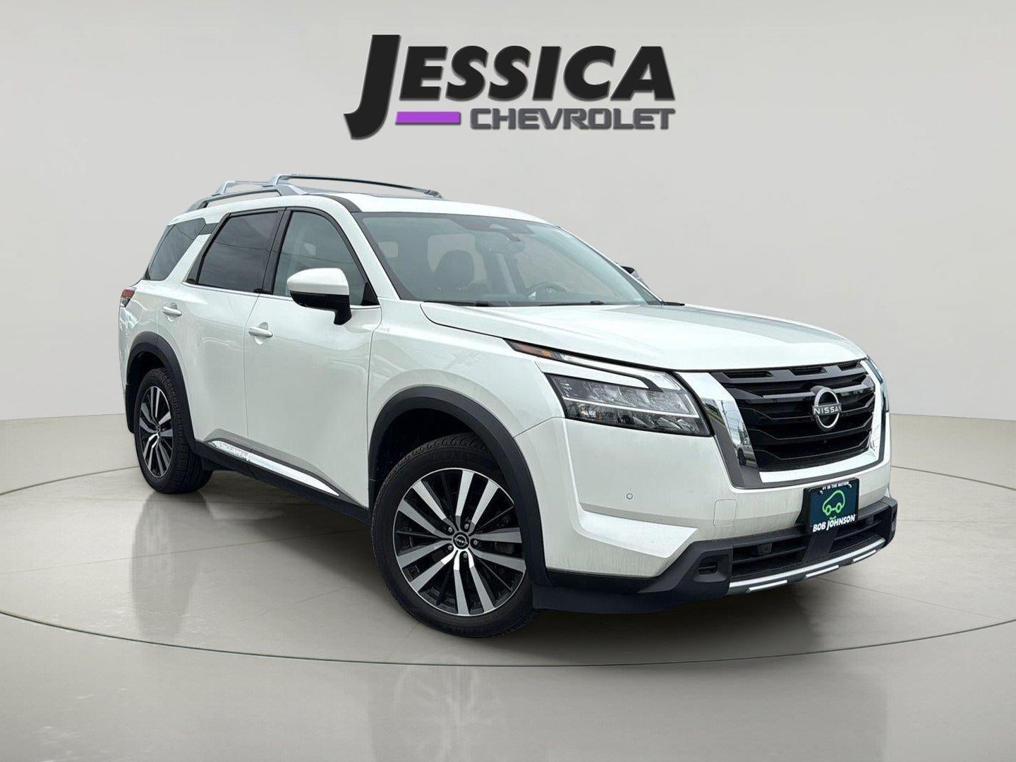 2024 Nissan Pathfinder Platinum 4WD in White — front three-quarter view