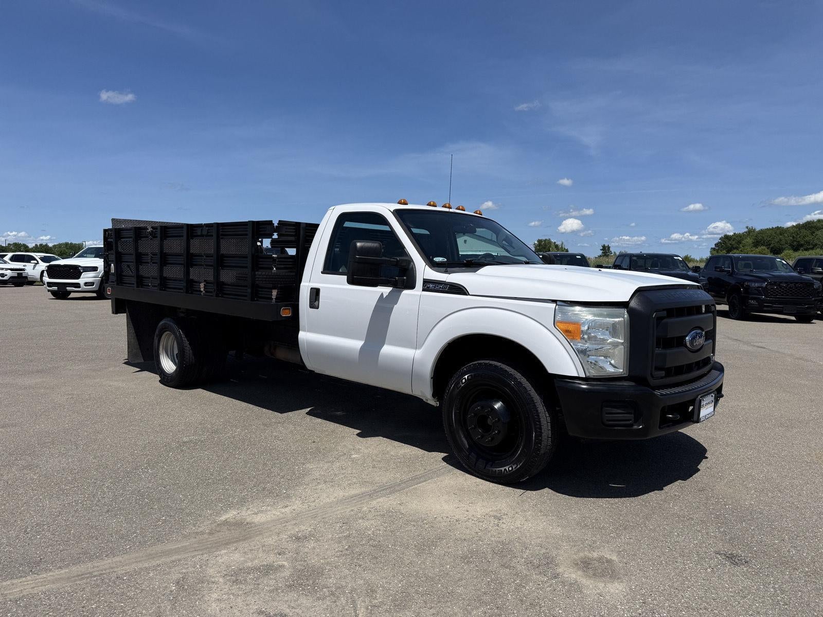 2015 Ford F-350 Chassis 2WD Reg Cab 165 WB 84 CA XL in Other — front three-quarter view