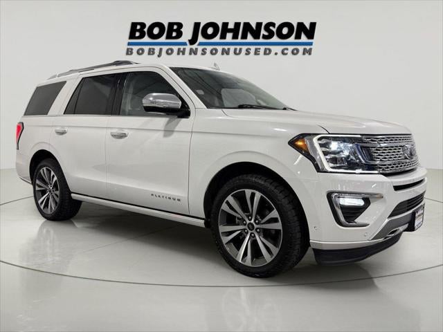 2020 Ford Expedition Platinum in Star White Metallic Tri-Coat — front three-quarter view