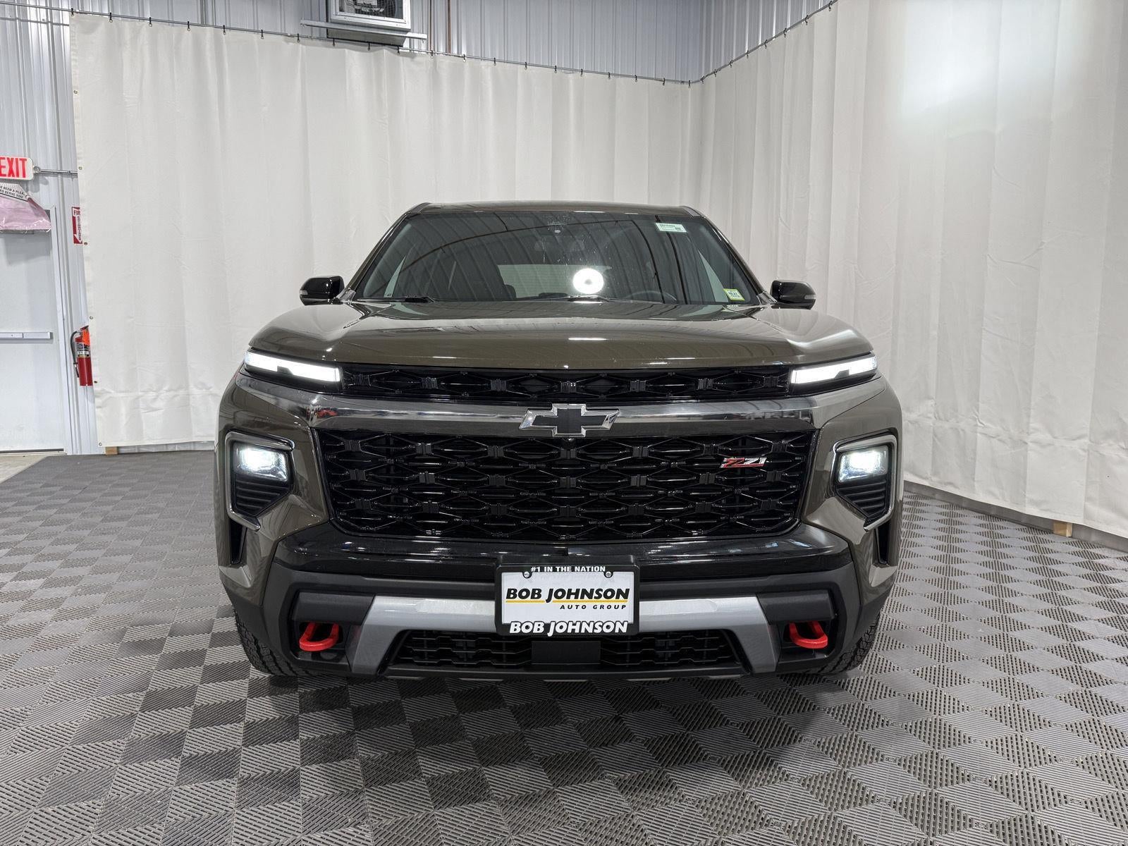 2025 Chevrolet Traverse — detail view