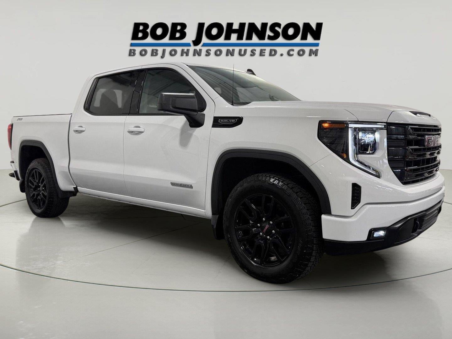 2024 GMC Sierra 1500 Elevation in Summit White — front three-quarter view