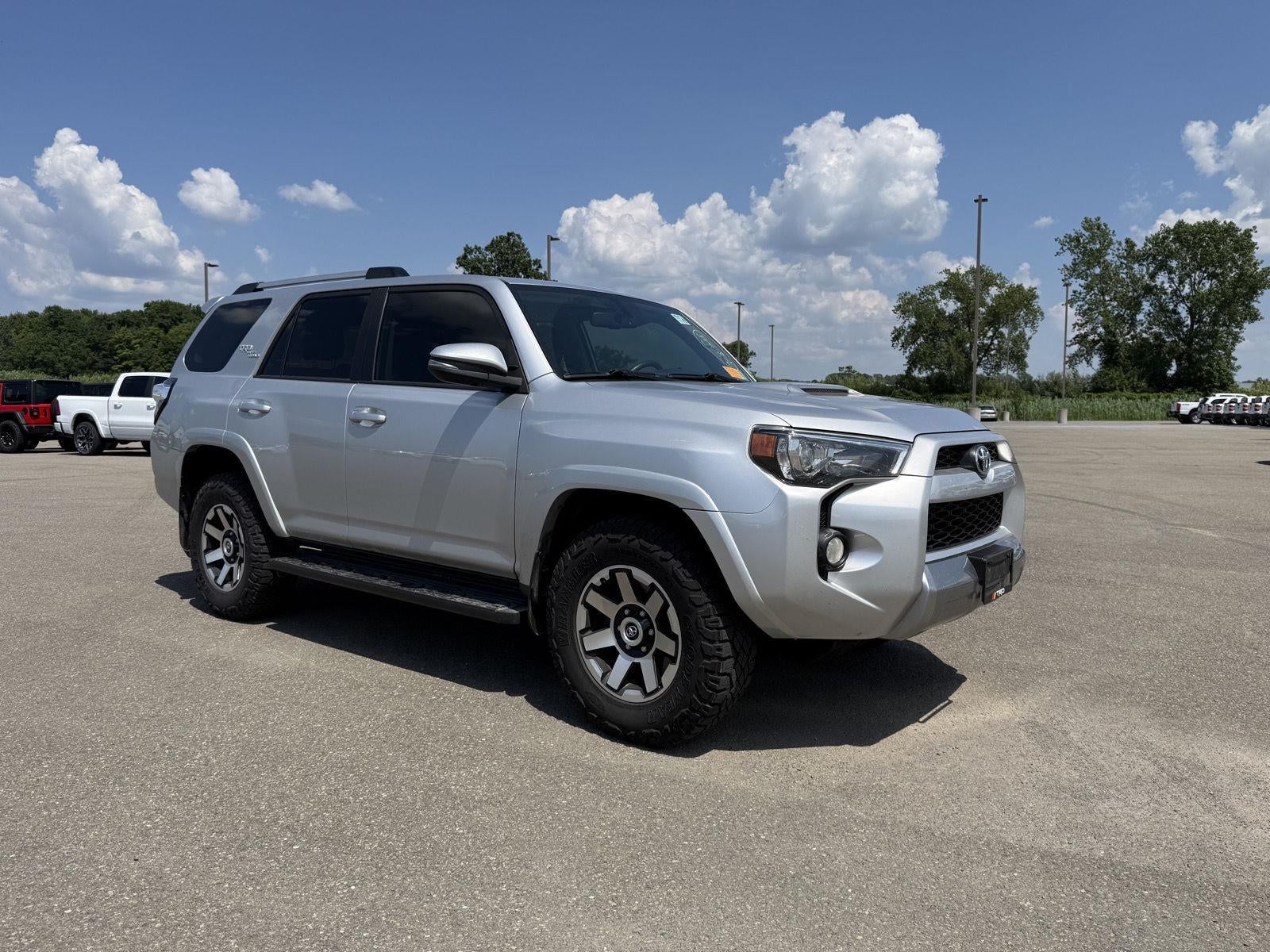 2017 Toyota 4Runner TRD Off-Road Premium in Classic Silver Metallic — front three-quarter view