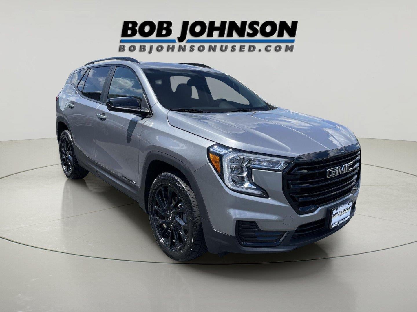 2023 GMC Terrain SLE in Sterling Metallic — front three-quarter view