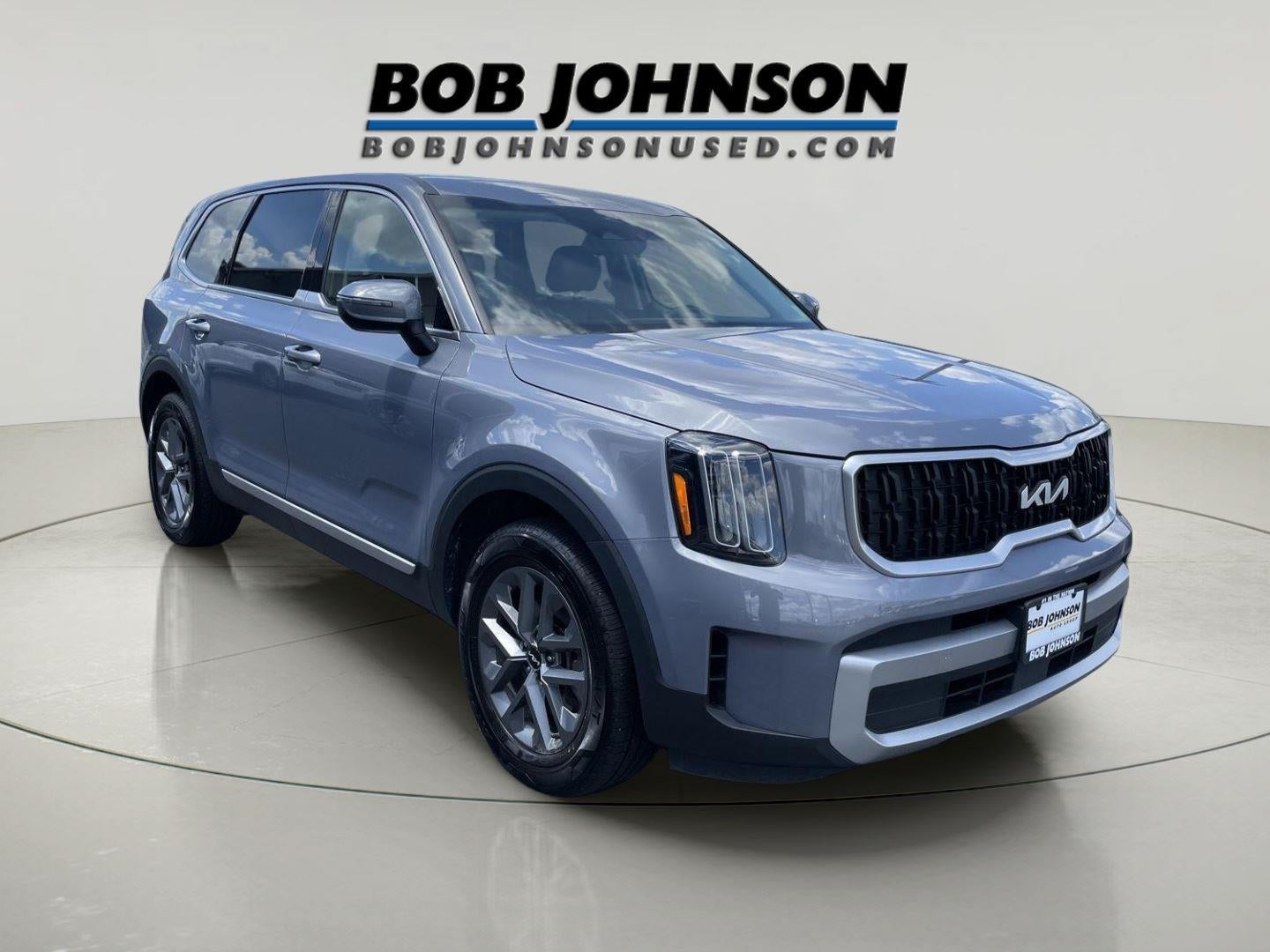 2023 Kia Telluride LX in Everlasting Silver — front three-quarter view