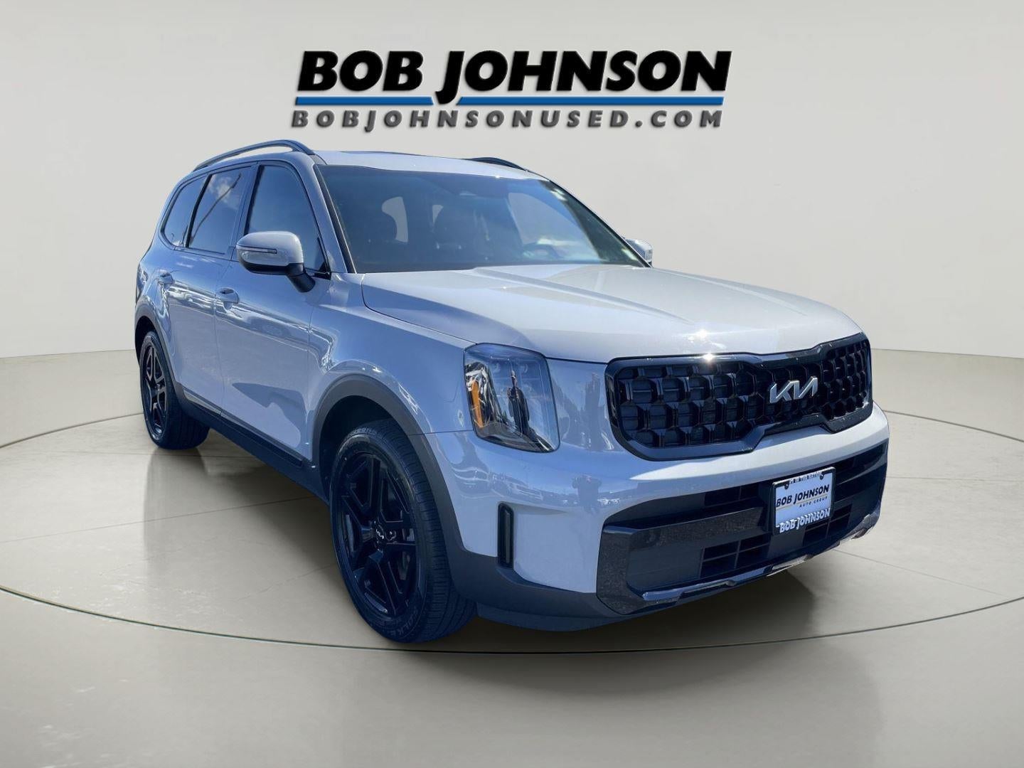 2024 Kia Telluride EX X-Line in Wolf Gray — front three-quarter view