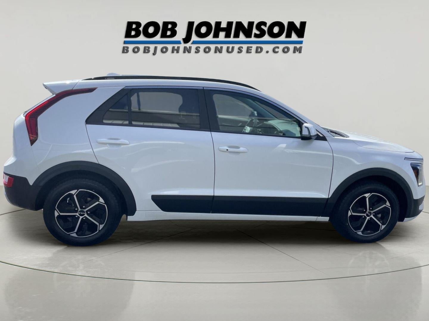 2023 Kia Niro — side profile view