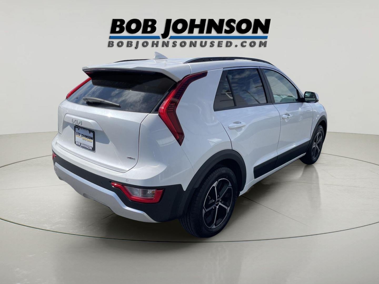 2023 Kia Niro — rear three-quarter view