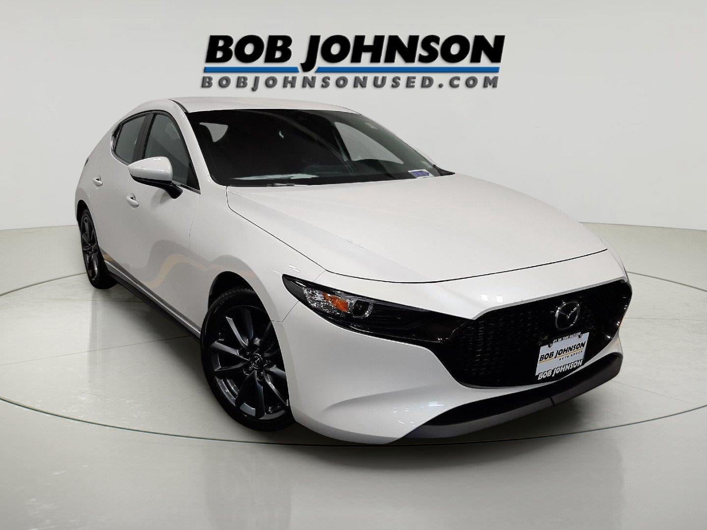 2023 Mazda Mazda3 Hatchback 2.5 S Select in Snowflake White Pearl Mica — front three-quarter view