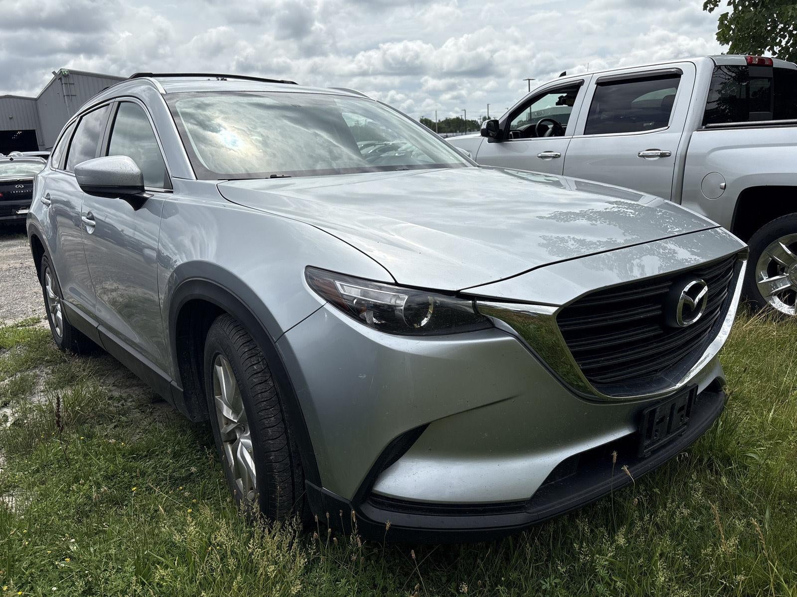 2016 Mazda Mazda CX-9 Sport in Sonic Silver Metallic — front three-quarter view