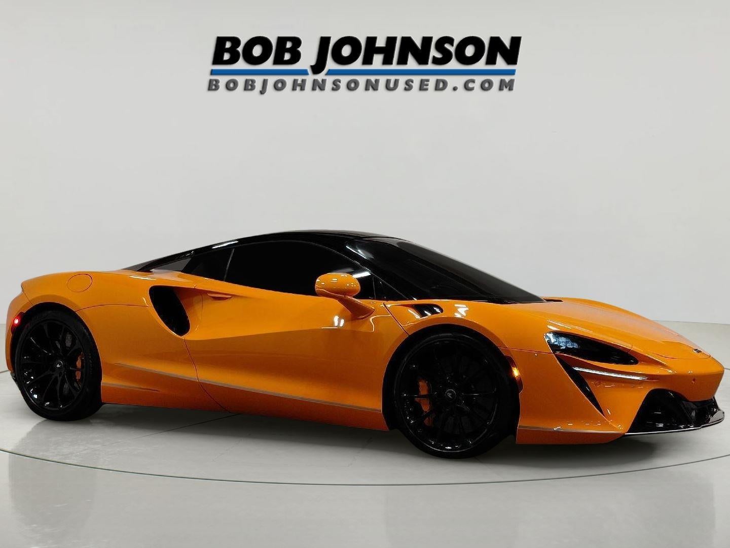 2023 McLaren Artura